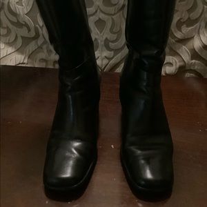 Beautiful Black Bandolino Boots